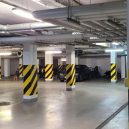 Wellsituated 1 Bedroom Condo In Warsaw Freeparking Екстер'єр фото